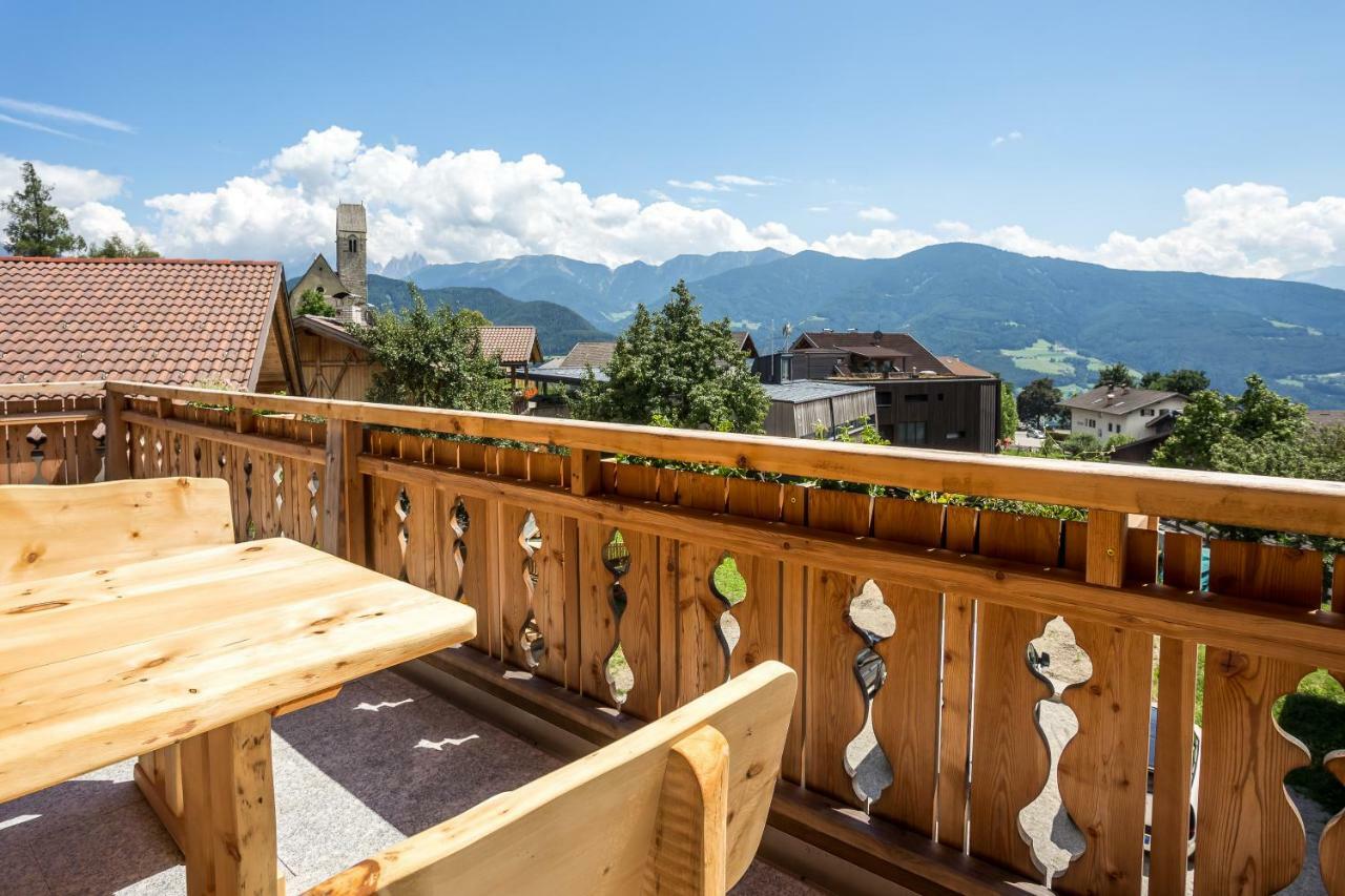 Wegscheiderhof Apartment Feldthurns Bagian luar foto